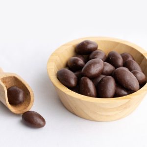 Dragees de Castanha do Pará com Chocolate 70%